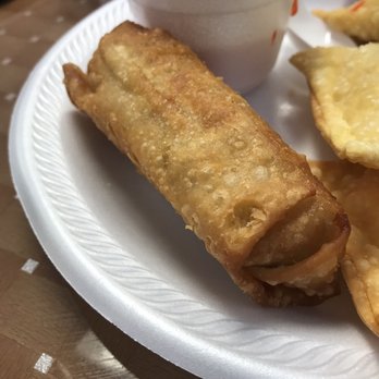 888 Restaurant - Choice of egg roll or crab Rangoon with dinner special - Chinese Near Me - Ames, Iowa