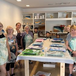 Art Magic Creative Studio - Fluid Art Class in San Diego
