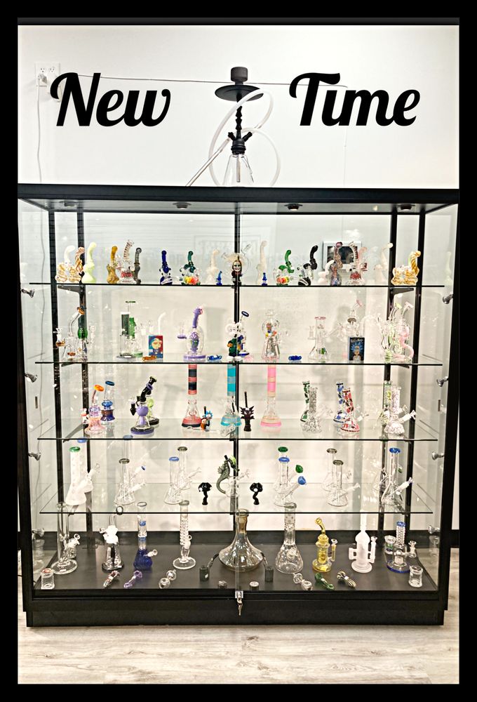 NEW TIME SMOKE SHOP Updated September 2024 37 Photos 1464