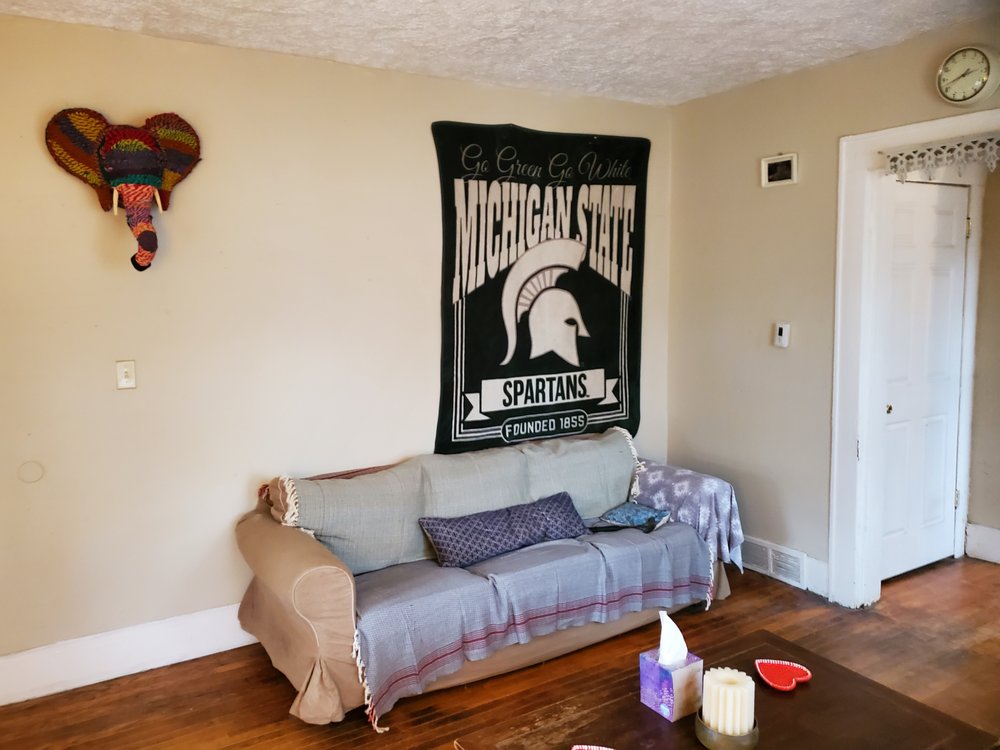 HIGH MAPLES BED AND BREAKFAST Updated October 2024 28 Photos 1921 Alpha St, Lansing