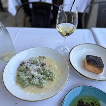 Centonove - Gnocchi with side of salmon - Italian Near Me - Los Gatos, California Centonove - Gnocchi with side of salmon - Italian Near Me - Los Gatos, California