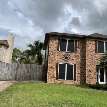 Forever Seamless Aluminum Rain Gutters - Gutter Services Near Me - Dickinson, Texas