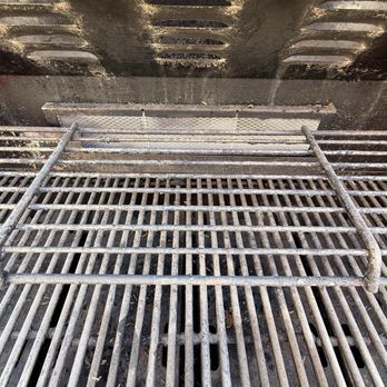 Desert grills - Before cleaning - Grill Services Near Me Desert grills - Before cleaning - Grill Services Near Me