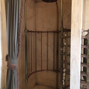 Casa Loma - Museums Near Me - Toronto, Ontario