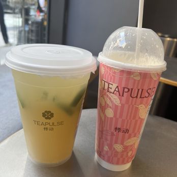 Tea Pulse - Jasmine lemon blast (Jumbo) and Orchid Blanc cloud (hot) - Bubble Tea Near Me - New York, New York