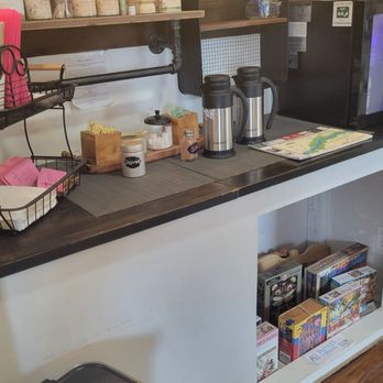 Thirsty Cafe Coffee Bar - They sell a few interesting items, including local jams and jellies, and have puzzles for those wanting to hang around. - Coffee & Tea Near Me - Cascade Locks, Oregon Thirsty Cafe Coffee Bar - They sell a few interesting items, including local jams and jellies, and have puzzles for those wanting to hang around. - Coffee & Tea Near Me - Cascade Locks, Oregon
