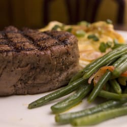Flanagan's Creative Food & Drink - Flanagan's Filet Mignon with Potatoes au Gratin & Haricot Vert