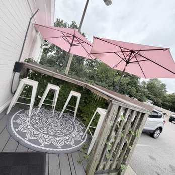 Cafe Nectar - Patio Seating Area - Food Trucks Near Me - Virginia Beach, Virginia