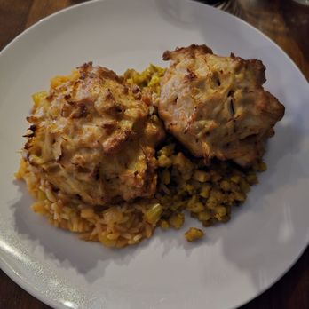 Revival on Lincoln - Crab cakes - New American Near Me - Pittsburgh, Pennsylvania Revival on Lincoln - Crab cakes - New American Near Me - Pittsburgh, Pennsylvania