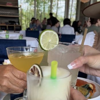 Flora - Cocktails - Mexican Near Me - Houston, Texas