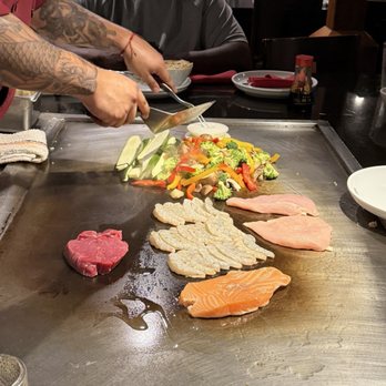 Shogun Restaurant - Sushi Bars Near Me - Palm Desert, California