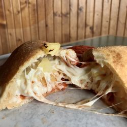 Joe Tomato's Restaurant - 2nd choice panzerotti (ham, pineapple, cheese)