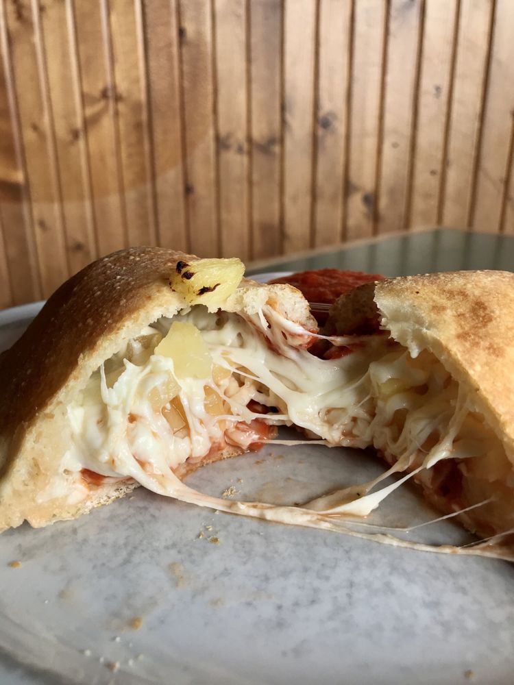 JOE TOMATO’S RESTAURANT Updated September 2024 15 Photos & 12