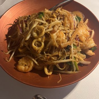 Yong Chuan - Seafood Fried Rice Noodles海鲜炒米粉 - Coffee & Tea Near Me - New York, New York