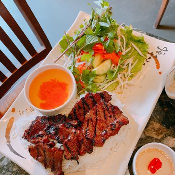 Pho Tay Ho - Big plate of bun thit bo nuong. This was good except the sugar sauce. - Vietnamese Near Me - Montreal, Quebec