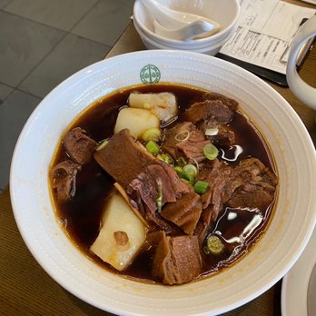 Tim Ho Wan - S02. Braised Beef Brisket with Thin Rice Noodles in Soup - Dim Sum Near Me - Katy, Texas Tim Ho Wan - S02. Braised Beef Brisket with Thin Rice Noodles in Soup - Dim Sum Near Me - Katy, Texas