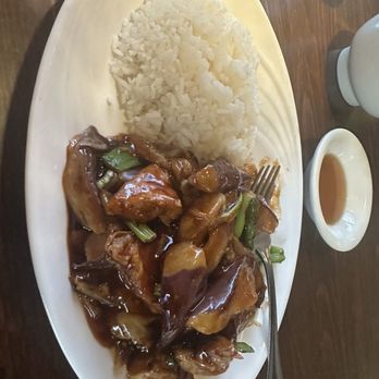 Mici Asian Bistro - Eggplant lunch special with fried tofu added. - Chinese Near Me - Trumbull, Connecticut