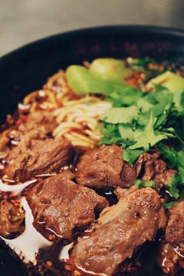 Mian Sichuan Noodle by null