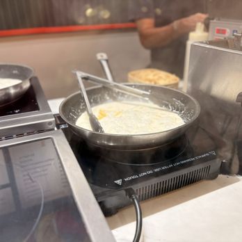 Pasta Rullo - Build your FETTUCCINE Bowl. - Italian Near Me - New York, New York