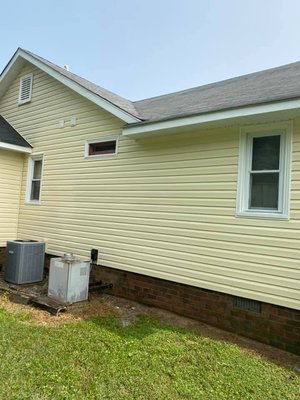 Blown Away Power Washing and Driveway Sealing by null
