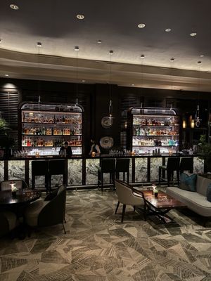 Four Seasons Hotel Singapore by null