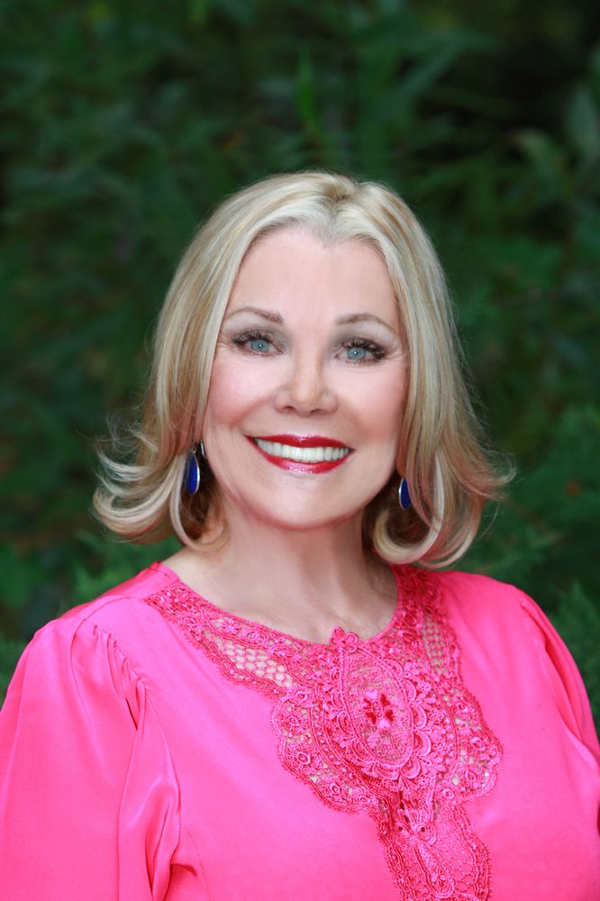 JUDITH NASEEFPALMER VANGUARD PROPERTIES 900 College Ave, Santa