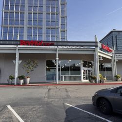 BevMo! - Front view of the store