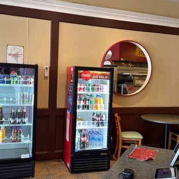 Spot A Pizza Place - Drinks available - Pizza Near Me - Los Altos, California Spot A Pizza Place - Drinks available - Pizza Near Me - Los Altos, California