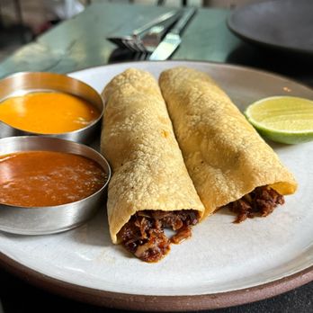 Comedor - Short RIb tacos - Mexican Near Me - Austin, Texas Comedor - Short RIb tacos - Mexican Near Me - Austin, Texas