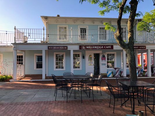 The Milleridge Inn by null