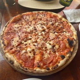 Pepperoni pizza Pepperoni pizza