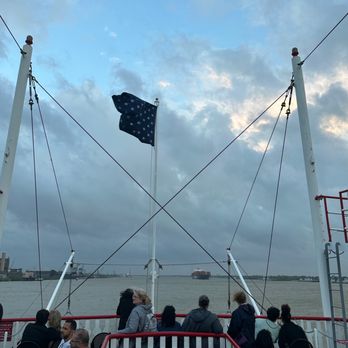 Steamboat NATCHEZ - Official Site - It was so windy! - Boat Charters Near Me - New Orleans, Louisiana