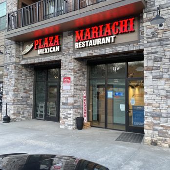 Plaza Mariachi - the entrance to a mexican restaurant - Mexican Near Me - Parkville, Missouri Plaza Mariachi - the entrance to a mexican restaurant - Mexican Near Me - Parkville, Missouri