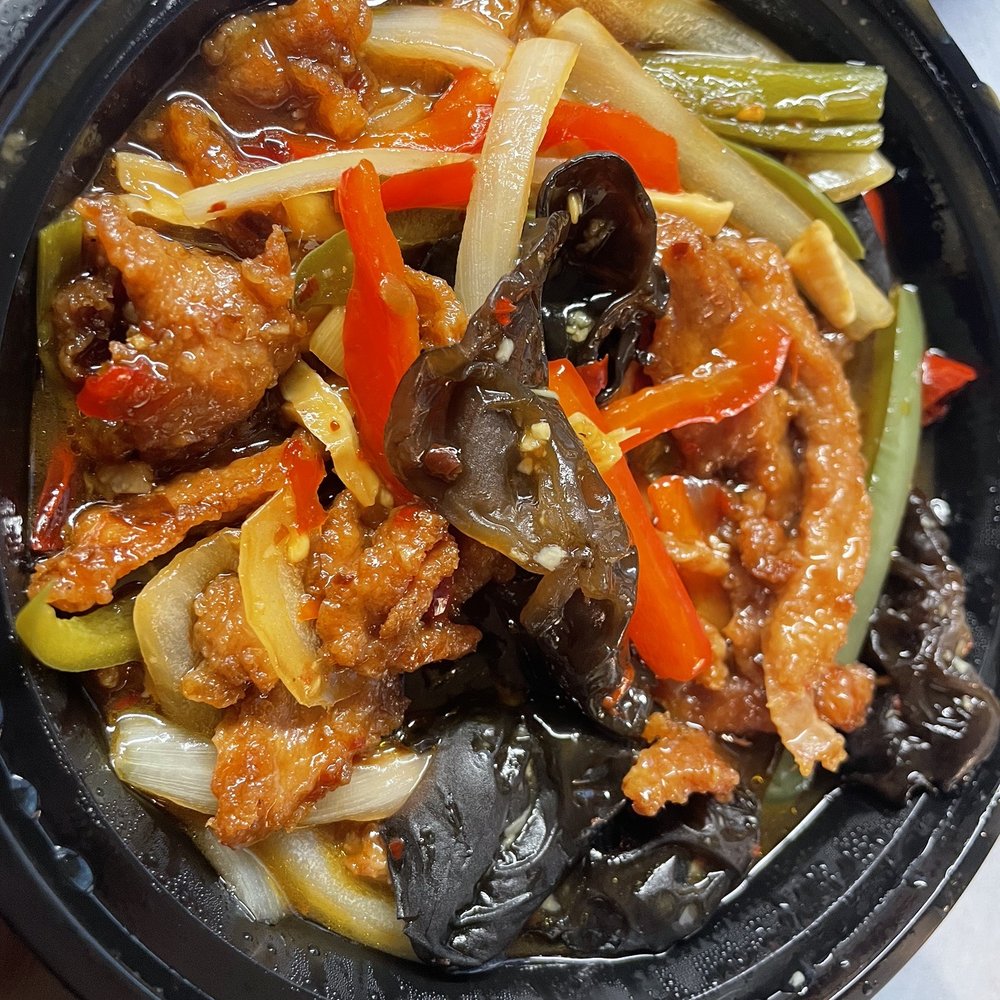 WEI Authentic Chinese - SPICY PORK IN GARLIC SAUCE - Bamboo shoots, wood ear mushrooms, bell peppers - Cantonese Near Me - Buford, Georgia WEI Authentic Chinese - SPICY PORK IN GARLIC SAUCE - Bamboo shoots, wood ear mushrooms, bell peppers - Cantonese Near Me - Buford, Georgia