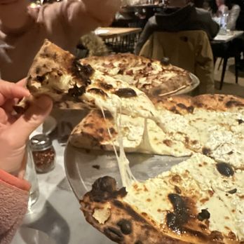 Artie's - Pizza Near Me - Maplewood, New Jersey
