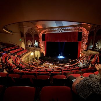 Lexington Opera House - Mezzanine level seating views - Venues & Event Spaces Near Me - Lexington, Kentucky Lexington Opera House - Mezzanine level seating views - Venues & Event Spaces Near Me - Lexington, Kentucky