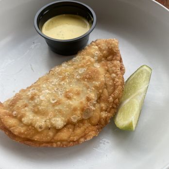 Limón - Chicken empanadas - Peruvian Near Me - Oakland, California