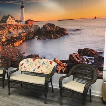 Topsham Cleaning Center - Sitting area - Laundromat Near Me - Topsham, Maine Topsham Cleaning Center - Sitting area - Laundromat Near Me - Topsham, Maine