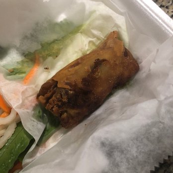 Old Saigon Cafe - Burnt and overly stuffed egg roll - Vietnamese Near Me - Houston, Texas Old Saigon Cafe - Burnt and overly stuffed egg roll - Vietnamese Near Me - Houston, Texas