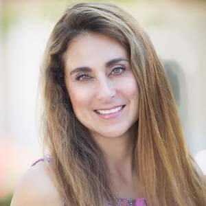 Dawn Vankeuren -Long & Foster Companies