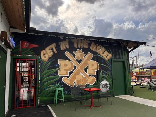 Putt Pub by null