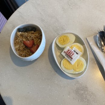The Club - Airport Lounges Near Me - Las Vegas, Nevada