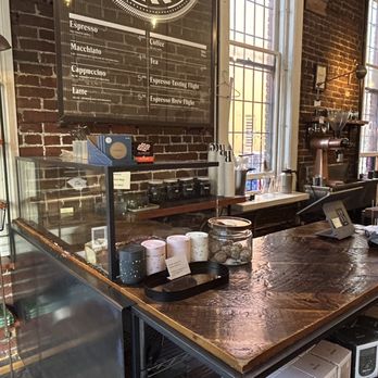 Revolver - Coffee & Tea Near Me - Vancouver, British Columbia