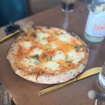 L'Ardente - Margarita pizza - Italian Near Me - Washington, DC, District of Columbia L'Ardente - Margarita pizza - Italian Near Me - Washington, DC, District of Columbia