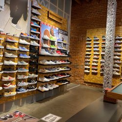 vans store on state street