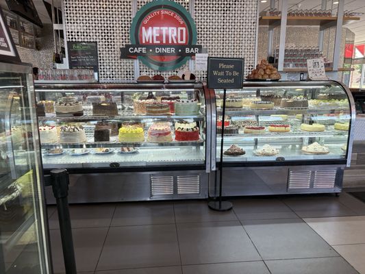 Metro Cafe Diner by null