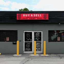 Genie's Northside Outlet - Genies Outlet Muskegon Genies Northside Outlet Genies Pawn Shop Genies Resale Genies Guns Genies buy and sell Pawn Shop Muskegon