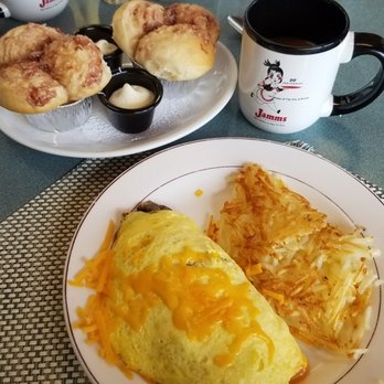 Jamms Restaurant - Iconic Joe's Omelet with fresh spinach, plenty of beef & mushrooms - Breakfast & Brunch Near Me - Las Vegas, Nevada