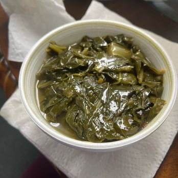 Mo P's - For more pictures like this follow me on instagram @kriseats2 - Soul Food Near Me - Ypsilanti, Michigan