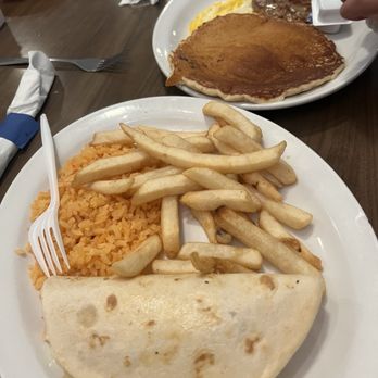 Taqueria Los Agaves - Kid quekita and Kiddie Breakfast - Burgers Near Me - Pearland, Texas Taqueria Los Agaves - Kid quekita and Kiddie Breakfast - Burgers Near Me - Pearland, Texas
